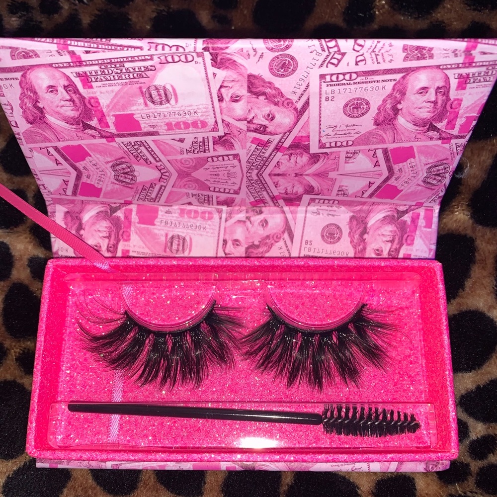 Mink lashes